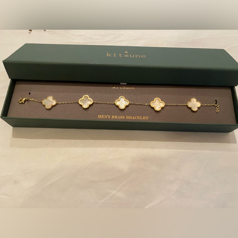 Men’s Maison KITSUNE 5-motif black +gold frame Clover Alhambra Bracelet - Picture 4 of 5